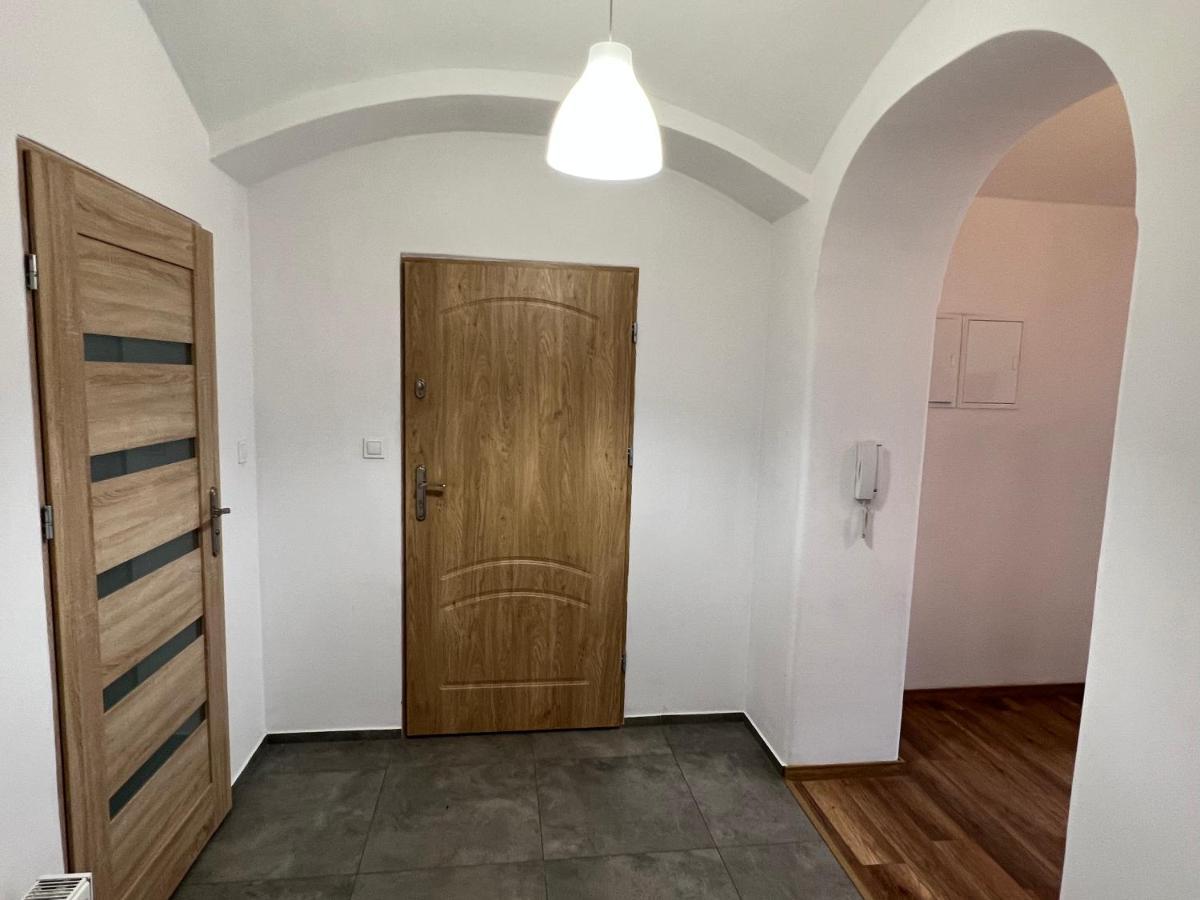 Apartament 3 Pokojowy Z Parkingiem Διαμέρισμα Zabkowice Slaskie Εξωτερικό φωτογραφία