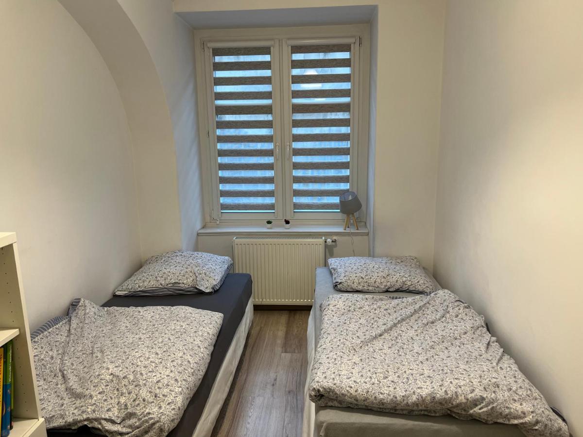 Apartament 3 Pokojowy Z Parkingiem Διαμέρισμα Zabkowice Slaskie Εξωτερικό φωτογραφία